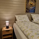Apartment Koselig Naer Sentrum *