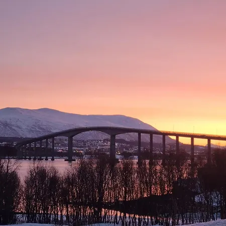 Apartment Koselig Naer Sentrum *