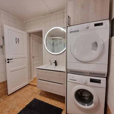 Apartment Koselig Naer Sentrum *